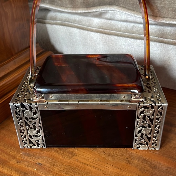 1950s Tyrolean Tortoise Striped Lucite Decorative Metal Encased Box Style Purse - Picture 8 of 13
